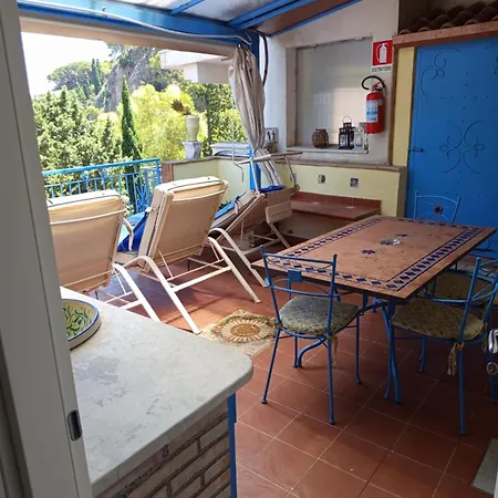 Tovimar Lägenhetshotell Taormina