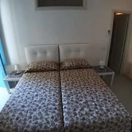 托维玛尔公寓式酒店